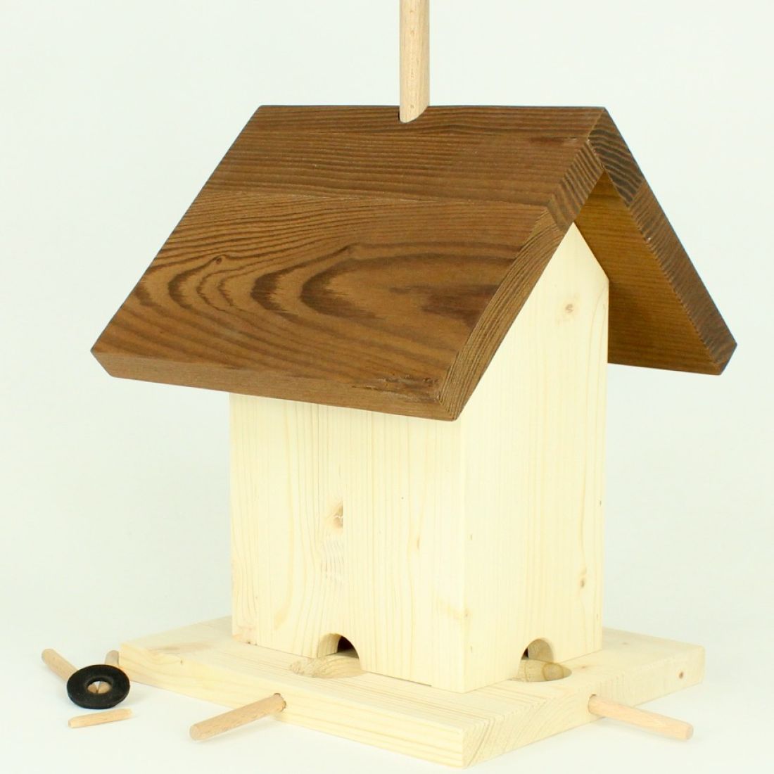 Futterhaus Silo für loses Vogelfutter mit Thermoholzdach