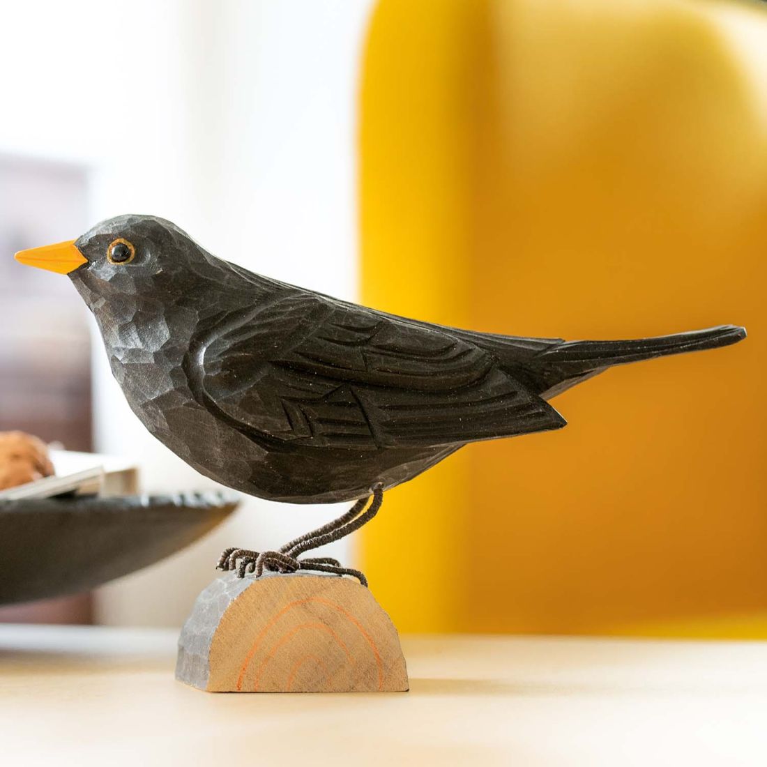 Amsel handgeschnitzt