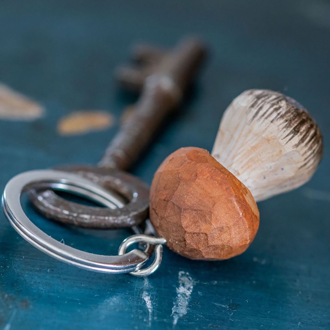 Pilz handgeschnitzter Schlüsselanhänger