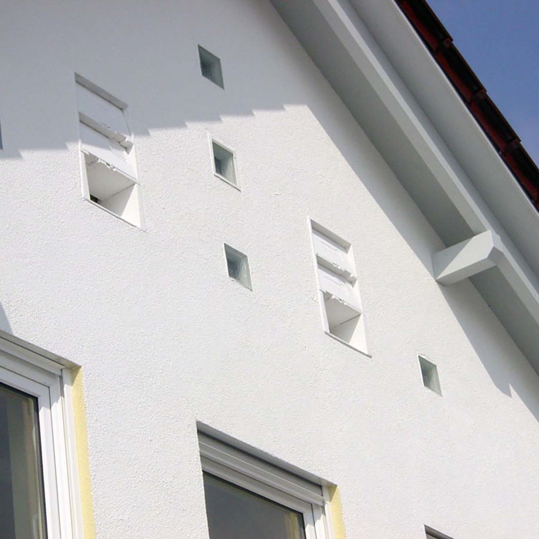 1MF mit optionalem Einbaustein eingemauert
