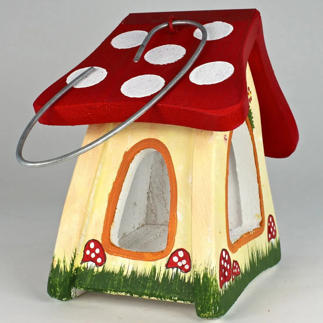 Vogelvilla Futterhaus Waldmotiv