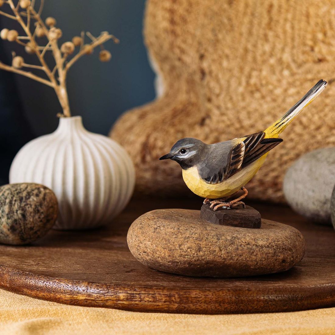 Gebirgsstelze handgeschnitzt