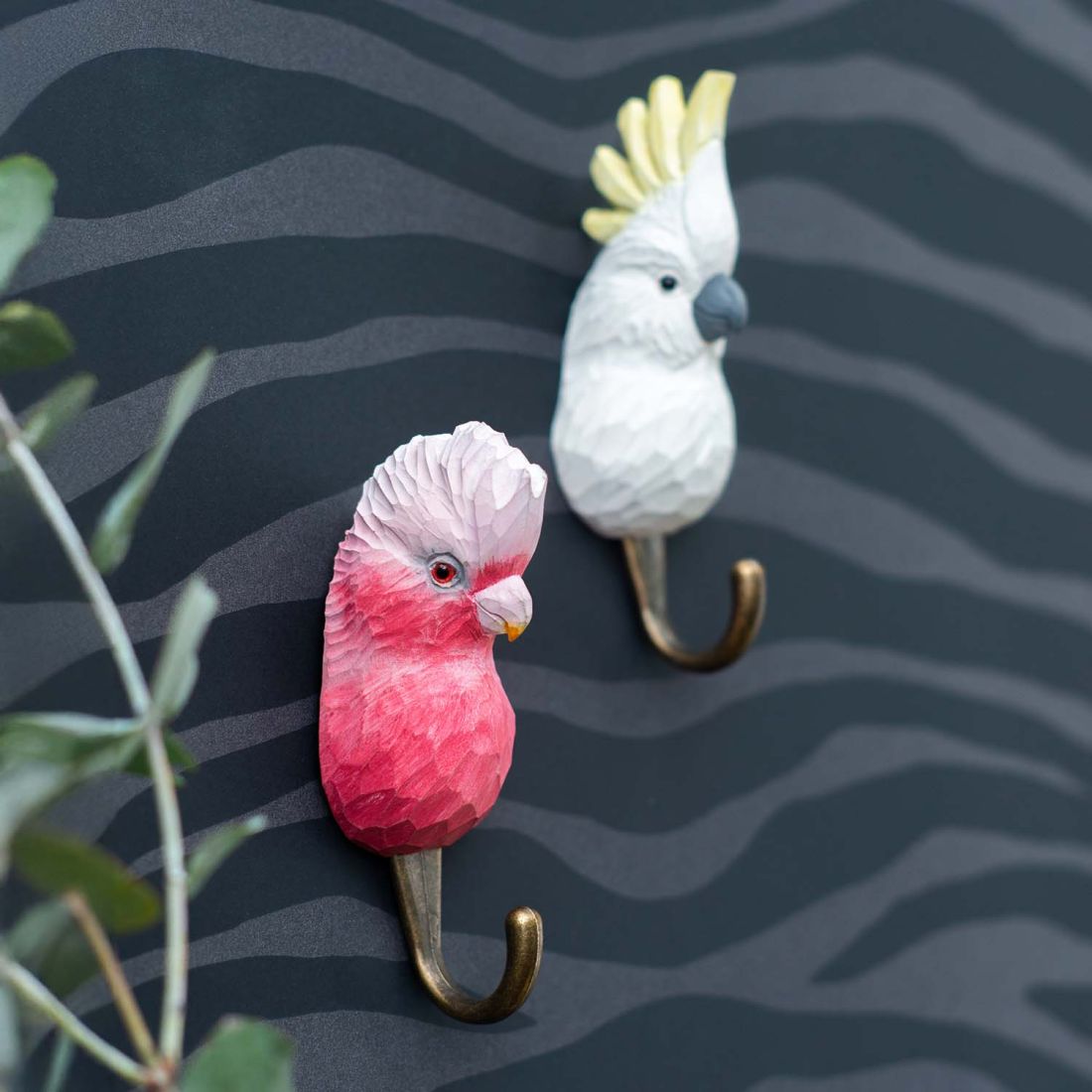 Wildlife Garden Haken Rosakakadu handgeschnitzt