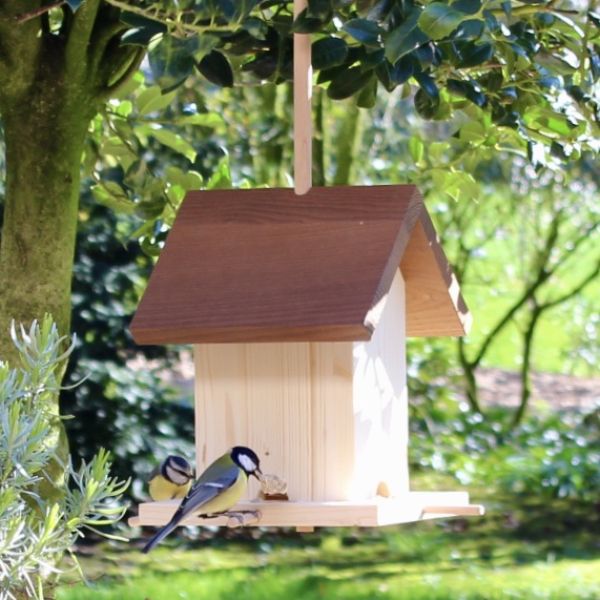 Futterhaus Silo für loses Vogelfutter mit Thermoholzdach