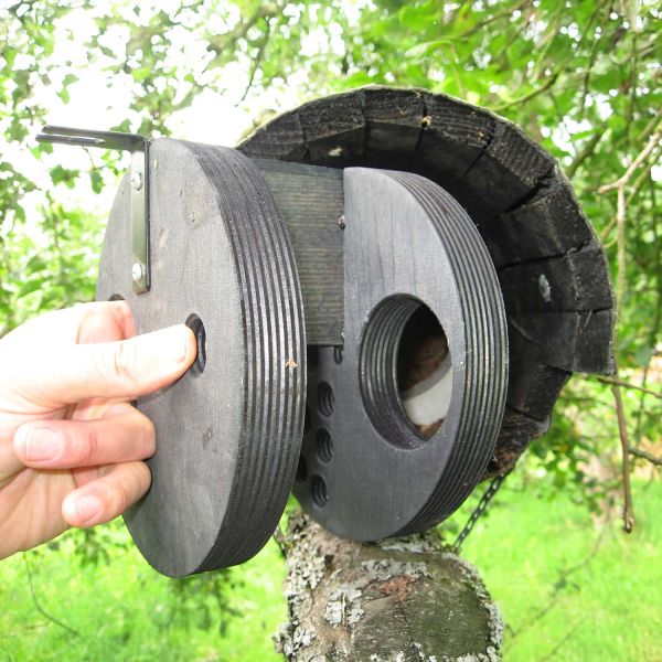 Schwegler Steinkauzröhre rund Typ Nr. 20B mit Marderschutz und Belüftung